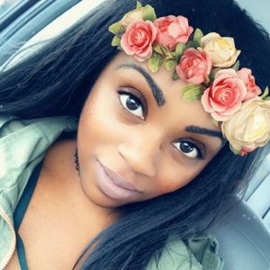 Meet your Posher, Deanna